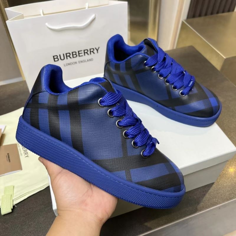 Burberry Low Shoes